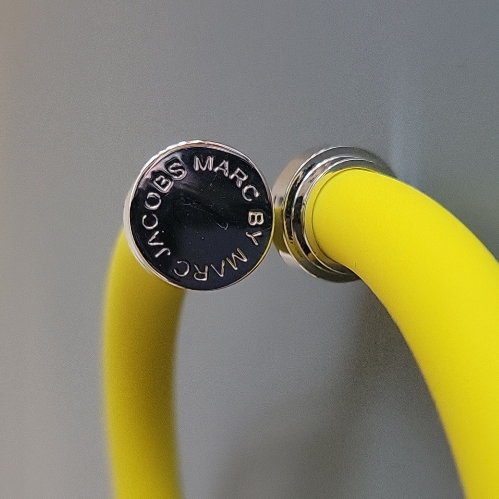 MARC by MARC JACOBS Disco Yellow Bracelet - Picture 2 of 6